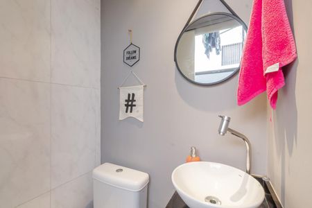 Apartamento à venda com 56m², 2 quartos e 1 vaga Apartamento à venda com 56m², 2 quartos e 1 vagaLavabo
