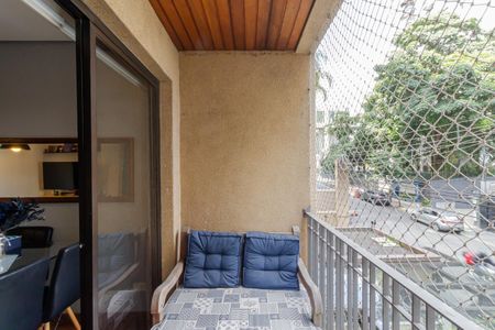 Apartamento à venda com 56m², 2 quartos e 1 vaga Apartamento à venda com 56m², 2 quartos e 1 vagaSacada