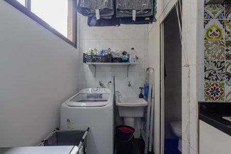 Apartamento à venda com 56m², 2 quartos e 1 vaga Apartamento à venda com 56m², 2 quartos e 1 vagaÁrea de Serviço