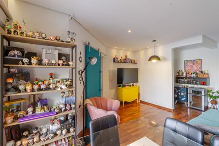 Apartamento à venda com 56m², 2 quartos e 1 vaga Apartamento à venda com 56m², 2 quartos e 1 vagaSala