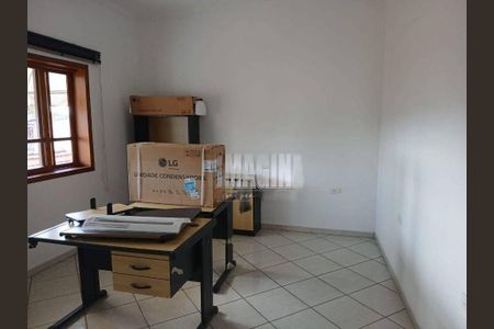 Casa à venda com 272m², 4 quartos e 3 vagas