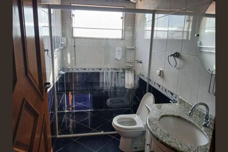 Casa à venda com 272m², 4 quartos e 3 vagas