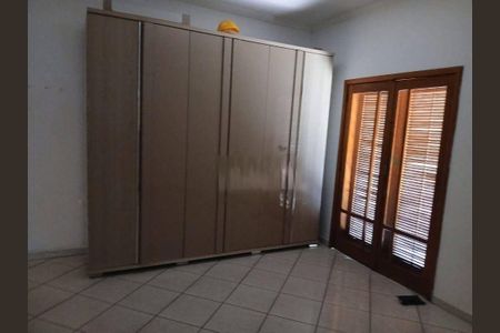 Casa à venda com 272m², 4 quartos e 3 vagas
