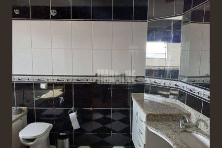 Casa à venda com 272m², 4 quartos e 3 vagas