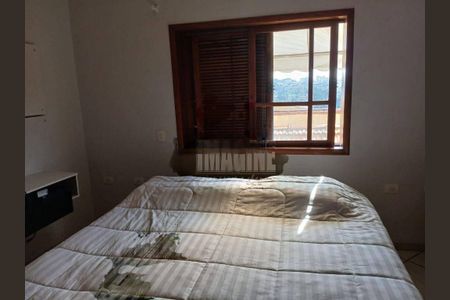 Casa à venda com 272m², 4 quartos e 3 vagas