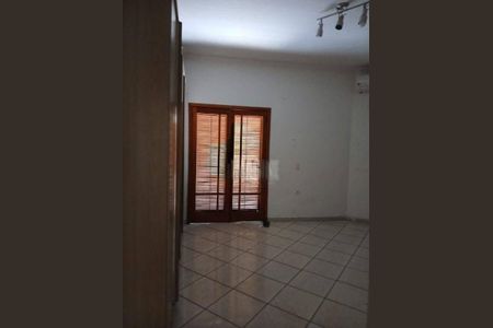 Casa à venda com 272m², 4 quartos e 3 vagas