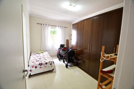 Casa de condomínio para alugar com 460m², 3 quartos e 3 vagasQuarto 2 - Suíte