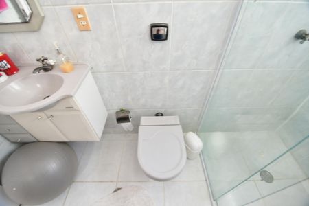 Casa de condomínio para alugar com 460m², 3 quartos e 3 vagasBanheiro Suíte