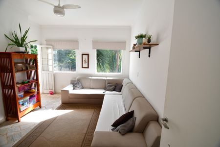 Casa de condomínio para alugar com 460m², 3 quartos e 3 vagasSala