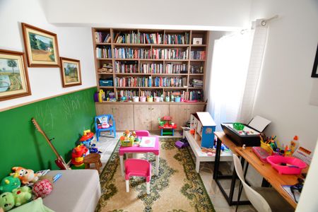 Casa de condomínio para alugar com 460m², 3 quartos e 3 vagasEscritório