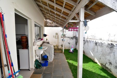 Casa de condomínio para alugar com 460m², 3 quartos e 3 vagasÁrea de Serviço