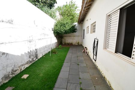 Casa de condomínio para alugar com 460m², 3 quartos e 3 vagasÁrea de Serviço