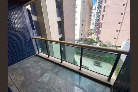Apartamento para alugar com 409m², 4 quartos e 3 vagas