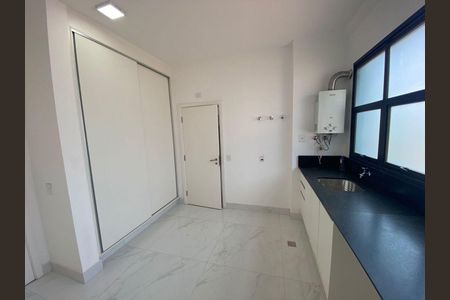 Apartamento para alugar com 409m², 4 quartos e 3 vagas