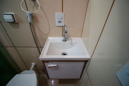 Casa de condomínio para alugar com 211m², 3 quartos e 3 vagasBanheiro da Suíte 3