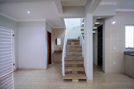 Casa de condomínio para alugar com 211m², 3 quartos e 3 vagasSala
