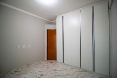 Casa de condomínio para alugar com 211m², 3 quartos e 3 vagasSuíte 3
