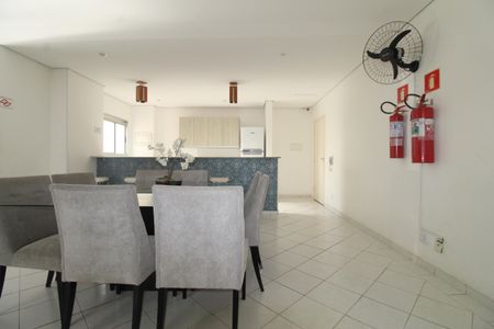 Apartamento para alugar com 54m², 2 quartos e 1 vagaÁrea comum - Salão de festas