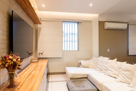 Apartamento à venda com 250m², 3 quartos e 2 vagas Apartamento à venda com 250m², 3 quartos e 2 vagasSala