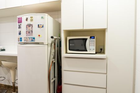 Apartamento à venda com 250m², 3 quartos e 2 vagas Apartamento à venda com 250m², 3 quartos e 2 vagasCozinha