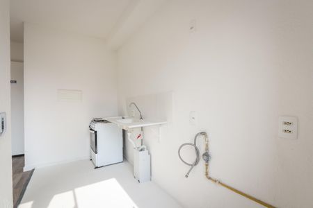 Apartamento para alugar com 42m², 2 quartos e sem vaga Apartamento para alugar com 42m², 2 quartos e sem vagaCozinha e Área de Serviço