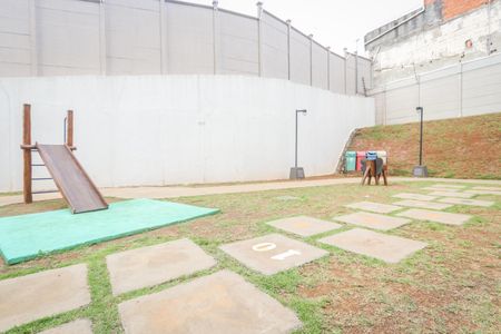 Apartamento para alugar com 42m², 2 quartos e sem vaga Apartamento para alugar com 42m², 2 quartos e sem vagaÁrea comum - Playground