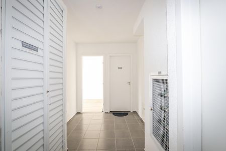 Apartamento para alugar com 42m², 2 quartos e sem vaga Apartamento para alugar com 42m², 2 quartos e sem vagaHall Social