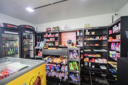 Apartamento para alugar com 42m², 2 quartos e sem vaga Apartamento para alugar com 42m², 2 quartos e sem vagaMini Mercado