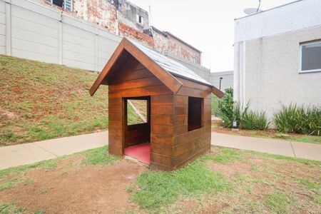 Apartamento para alugar com 42m², 2 quartos e sem vaga Apartamento para alugar com 42m², 2 quartos e sem vagaÁrea comum - Playground