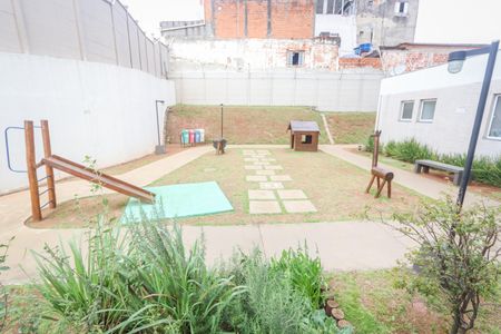 Apartamento para alugar com 42m², 2 quartos e sem vaga Apartamento para alugar com 42m², 2 quartos e sem vagaÁrea comum - Playground