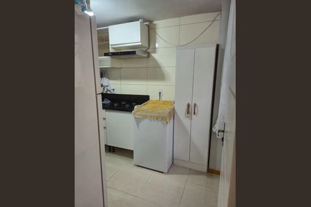 Cozinha de apartamento à venda com 1 quarto, 50m² em Hípica, Porto Alegre