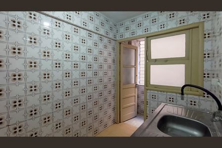 Apartamento para alugar com 72m², 2 quartos e sem vagaCozinha 