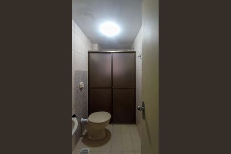 Apartamento para alugar com 72m², 2 quartos e sem vagaBanheiro 