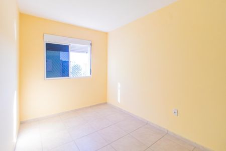 Quarto 2 de apartamento para alugar com 2 quartos, 53m² em Chapéu do Sol, Porto Alegre