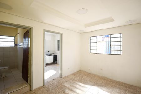 Casa para alugar com 45m², 1 quarto e sem vaga Casa para alugar com 45m², 1 quarto e sem vagaSala