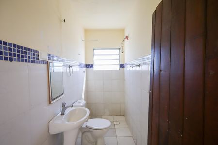 Banheiro de casa para alugar com 1 quarto, 45m² em Americanópolis, São Paulo