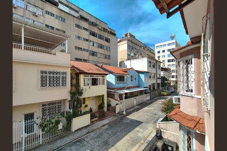 Casa à venda com 200m², 5 quartos e 2 vagas Casa à venda com 200m², 5 quartos e 2 vagasVista da Suíte