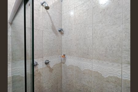Casa à venda com 200m², 5 quartos e 2 vagas Casa à venda com 200m², 5 quartos e 2 vagasBanheiro Corredor