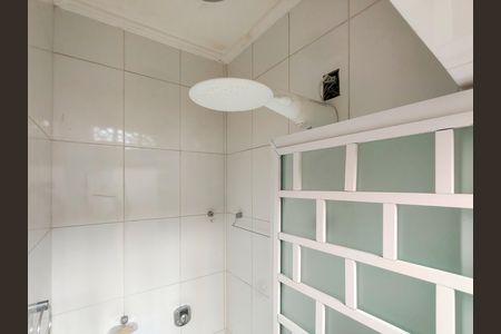 Casa à venda com 200m², 5 quartos e 2 vagas Casa à venda com 200m², 5 quartos e 2 vagasBanheiro de serviço