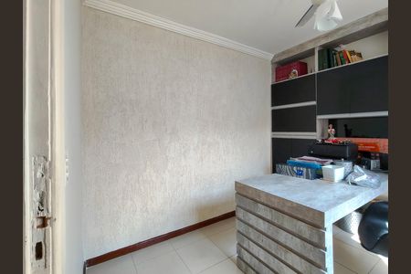 Casa à venda com 200m², 5 quartos e 2 vagas Casa à venda com 200m², 5 quartos e 2 vagasQuarto 4