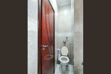Casa à venda com 200m², 5 quartos e 2 vagas Casa à venda com 200m², 5 quartos e 2 vagasBanheiro Corredor