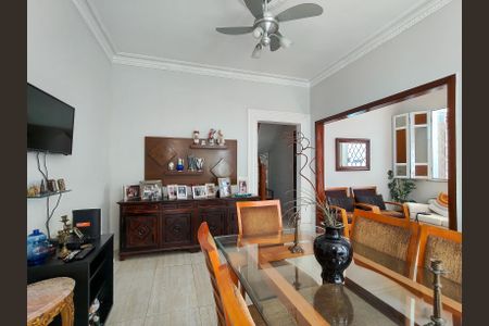 Sala de casa à venda com 5 quartos, 200m² em Tijuca, Rio de Janeiro