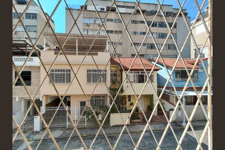 Casa à venda com 200m², 5 quartos e 2 vagas Casa à venda com 200m², 5 quartos e 2 vagasVista do Quarto 2