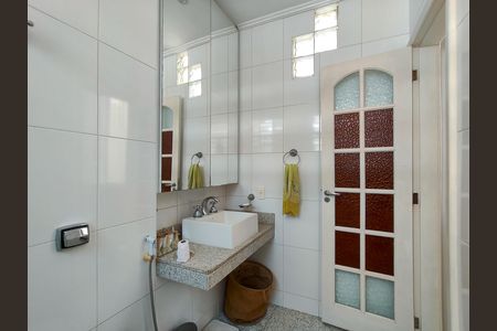 Casa à venda com 200m², 5 quartos e 2 vagas Casa à venda com 200m², 5 quartos e 2 vagasBanheiro da Suíte