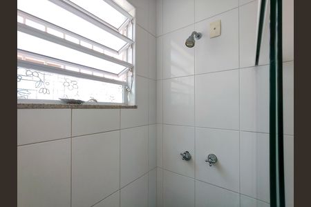 Casa à venda com 200m², 5 quartos e 2 vagas Casa à venda com 200m², 5 quartos e 2 vagasBanheiro da Suíte