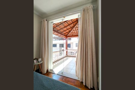 Casa à venda com 200m², 5 quartos e 2 vagas Casa à venda com 200m², 5 quartos e 2 vagasVista da Suíte