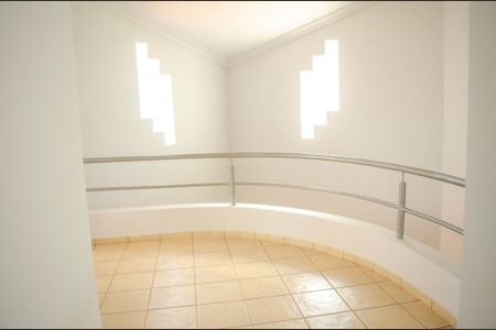 Casa para alugar com 318m², 4 quartos e 3 vagas