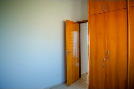 Casa para alugar com 318m², 4 quartos e 3 vagas