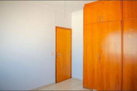 Casa para alugar com 318m², 4 quartos e 3 vagas