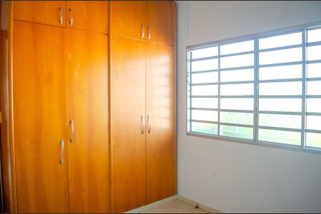 Casa para alugar com 318m², 4 quartos e 3 vagas